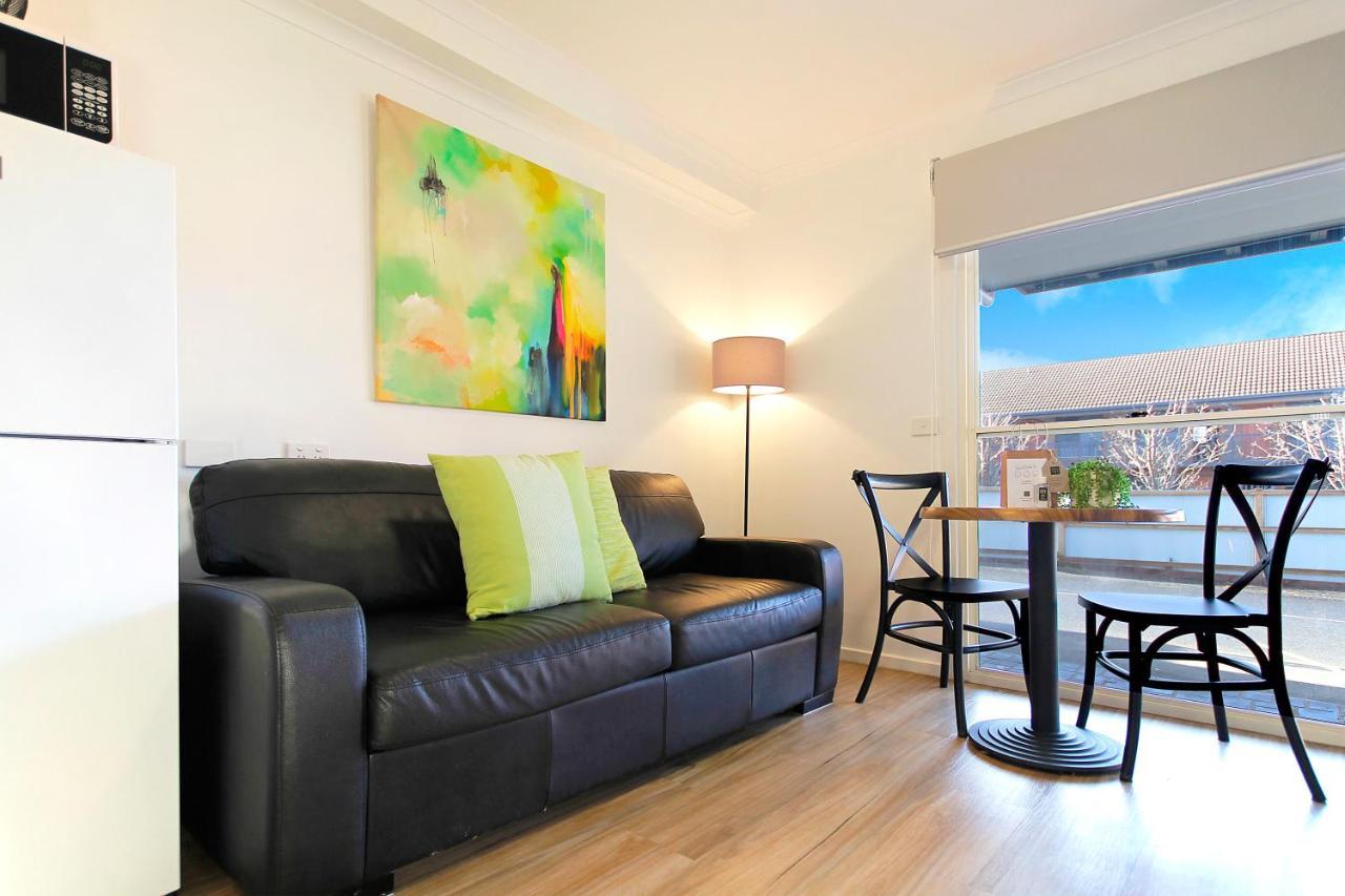 Apartments 521 Уорнъмбул Екстериор снимка